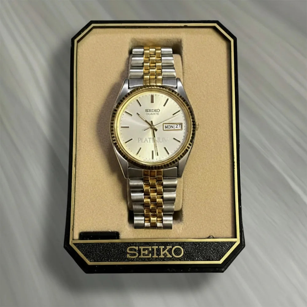 Seiko Quartz Day‑Date Men’s Watch, Two‑Tone Jubilee Bracelet, Silver “Platinum” Dial, Boxed, 1990s