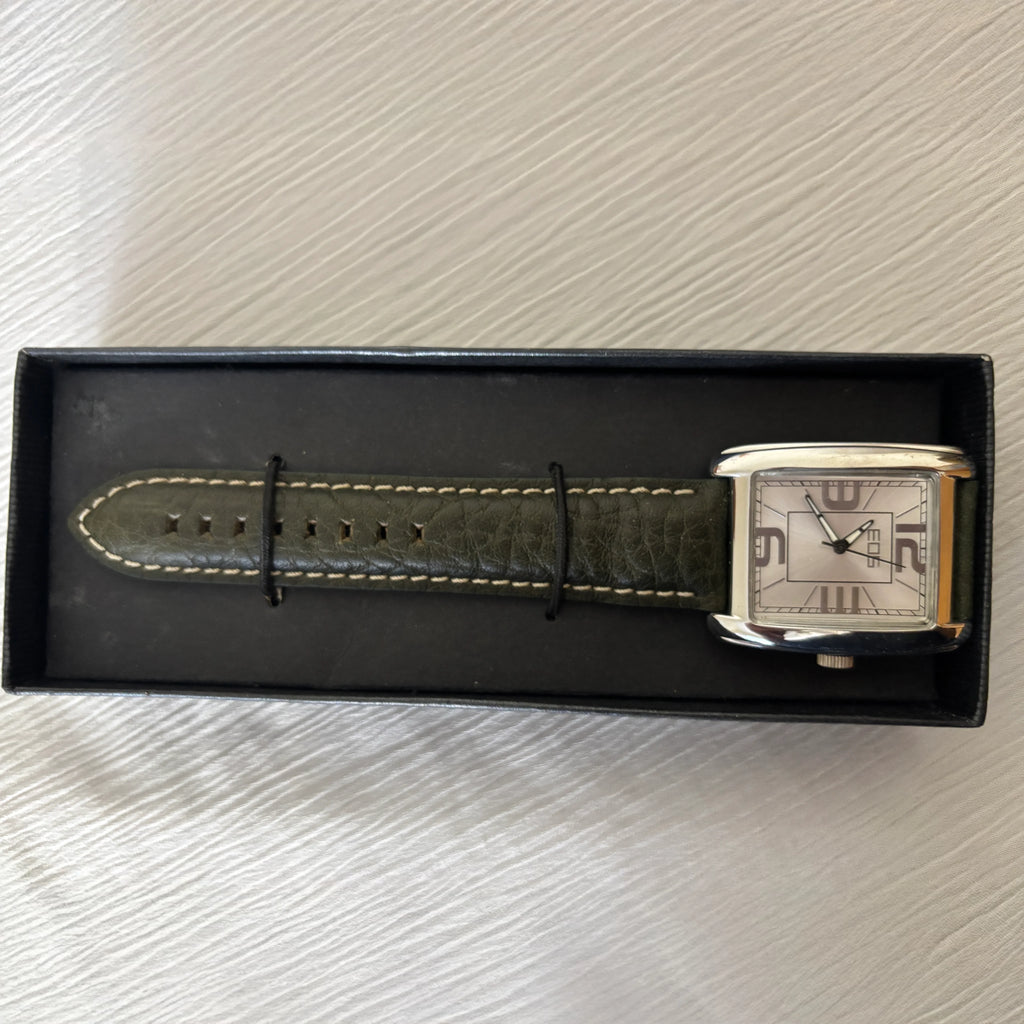 Women’s Rectangular Silver‑Dial Quartz Watch, Oversized Numerals, Olive Leather Strap, Boxed Set