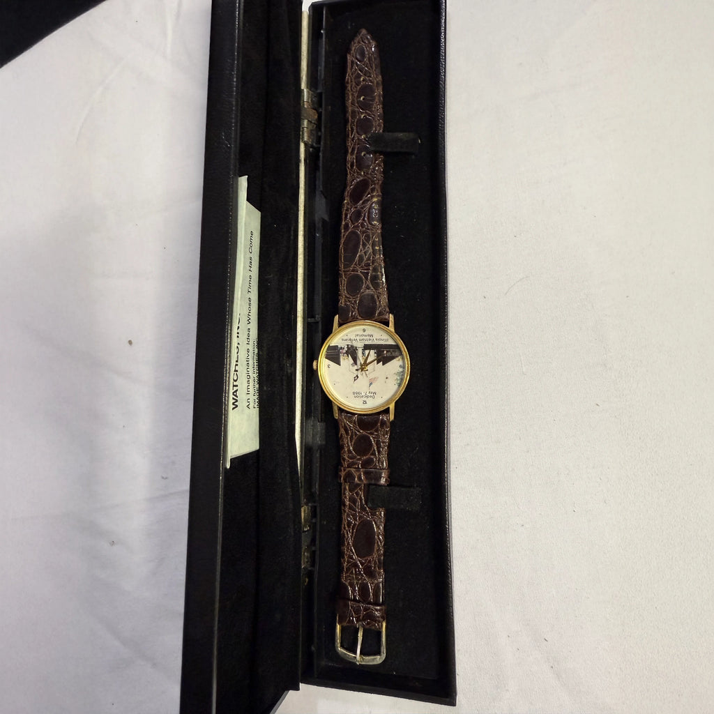 Illinois Vietnam Veterans Memorial Commemorative Watch, “Dedication May 7, 1988,” Quartz, Gold‑Tone Case, Leather Strap